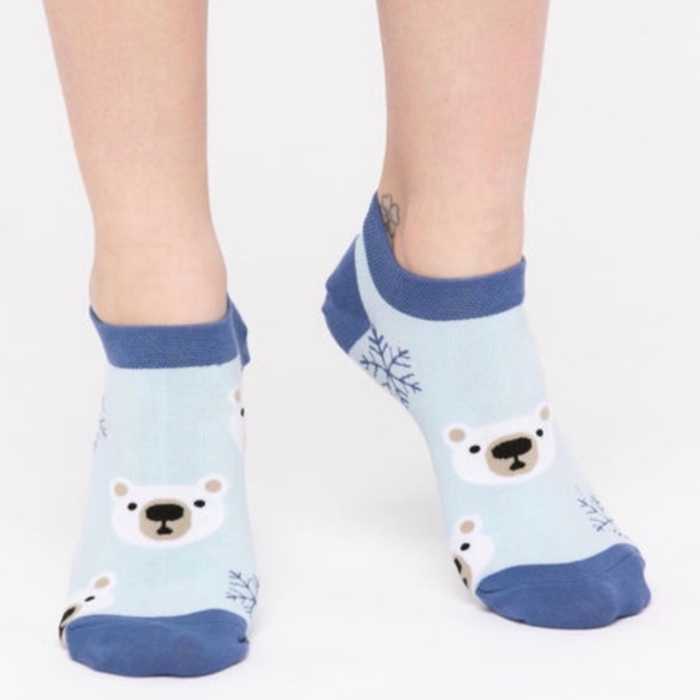 2/$15 Polar Bear Ankle Socks Blue White NWT